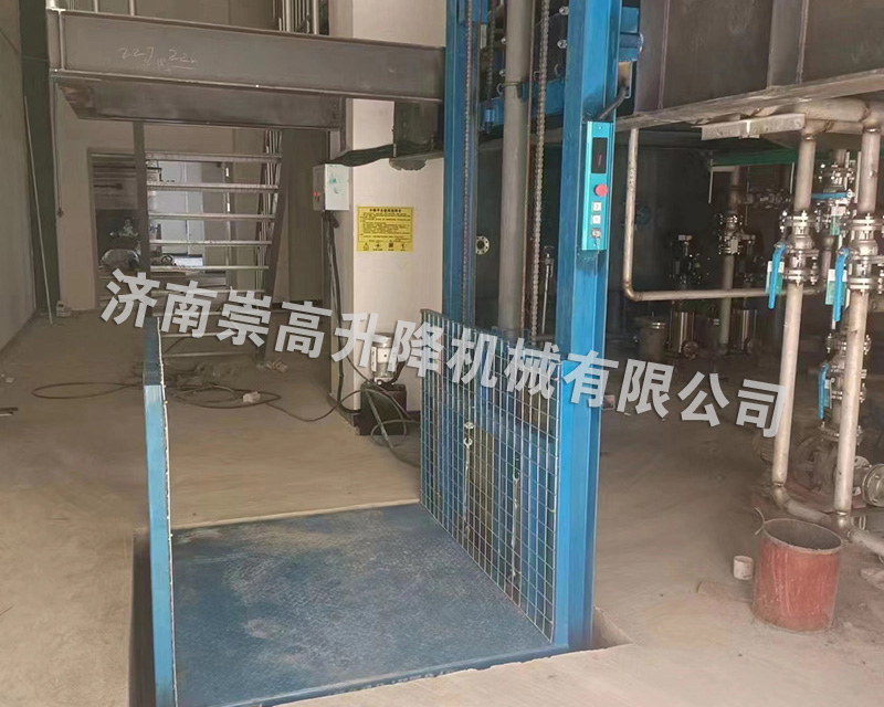 升降貨梯